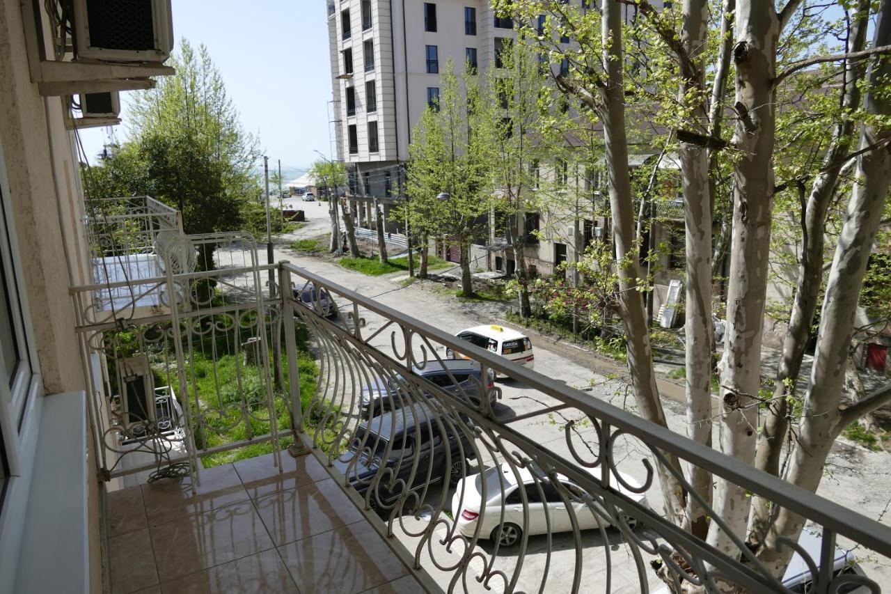 Apartments Na Beregu 수쿰 외부 사진