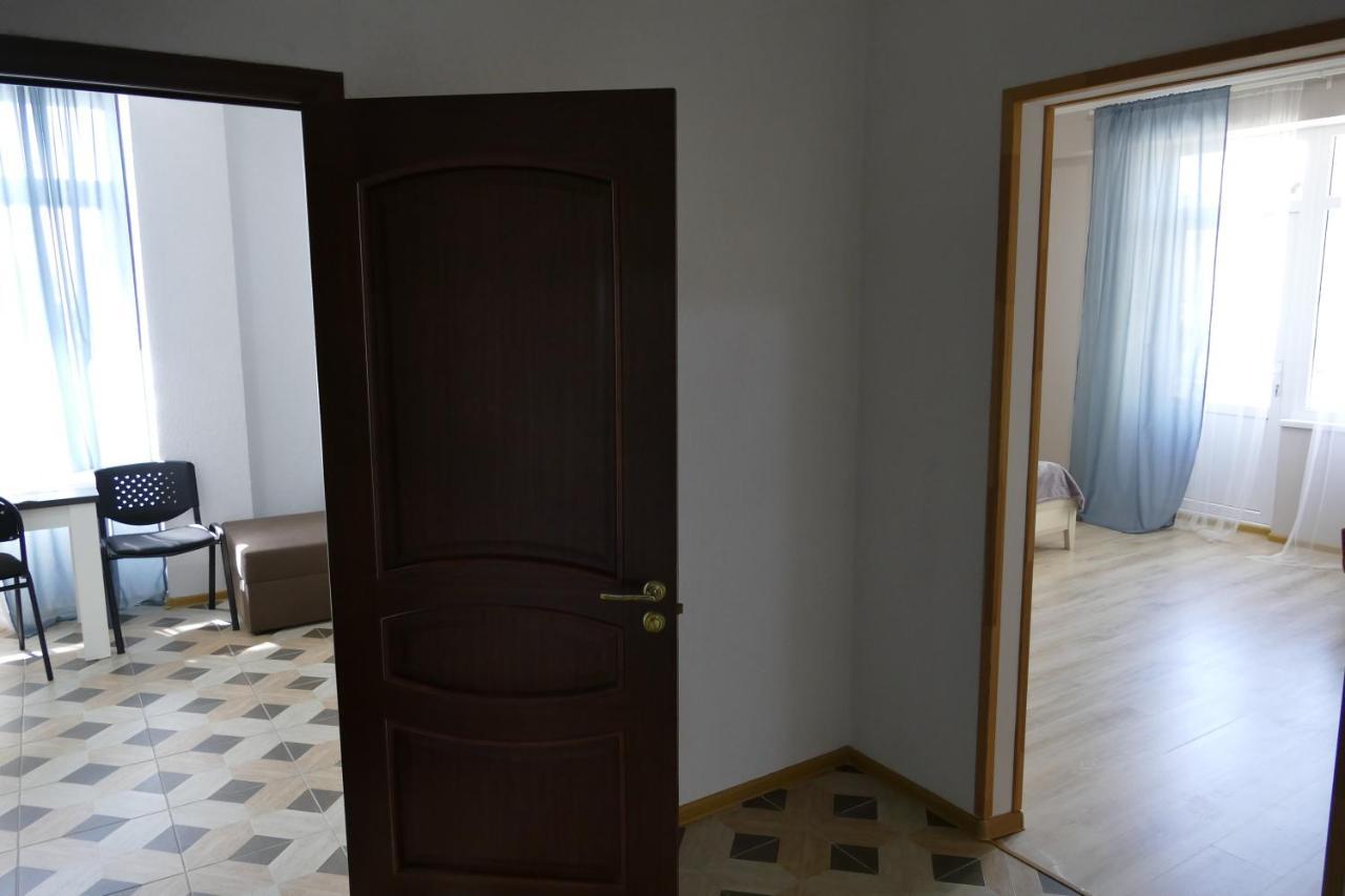 Apartments Na Beregu 수쿰 외부 사진