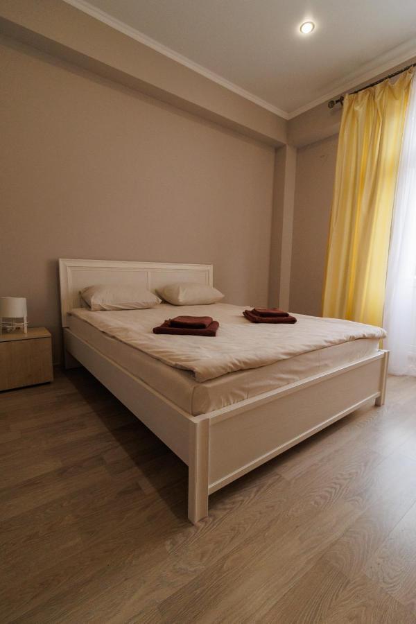 Apartments Na Beregu 수쿰 외부 사진